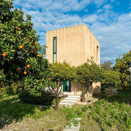 Villa The Tower With The Orange Tree Garden à Ialysos  Extérieur photo
