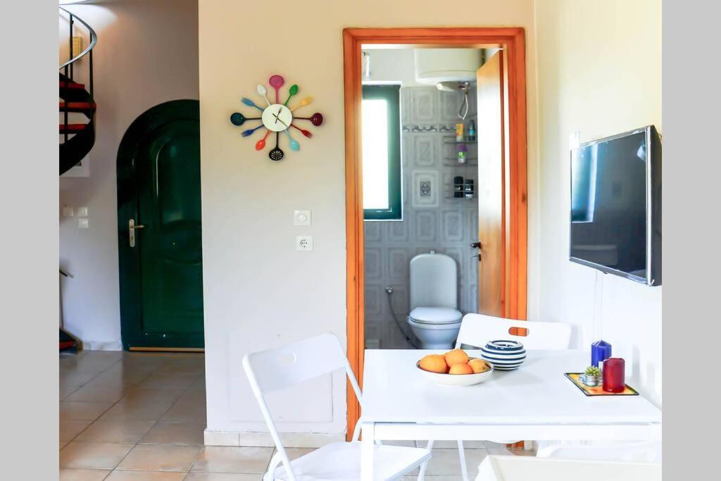 Villa The Tower With The Orange Tree Garden à Ialysos  Extérieur photo